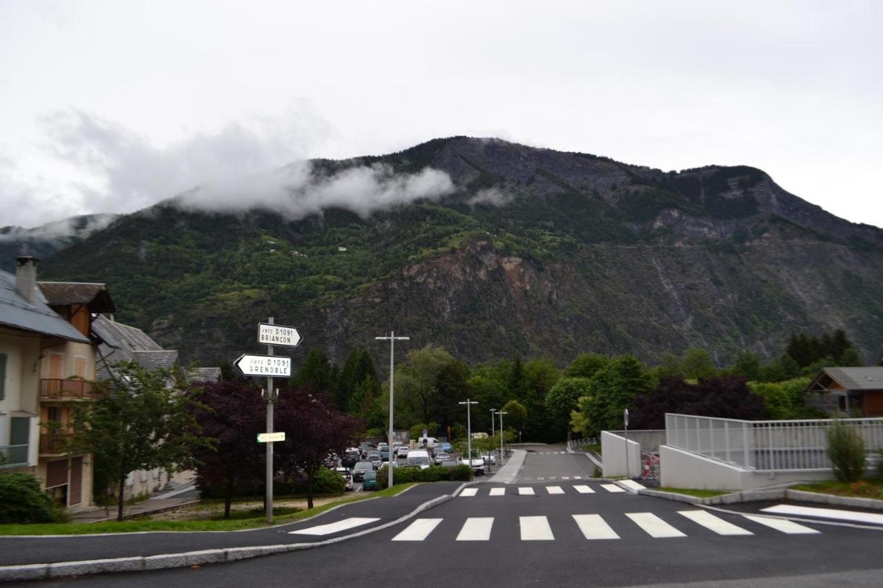 La Montagne Apartment Le Bourg-d'Oisans Exterior photo